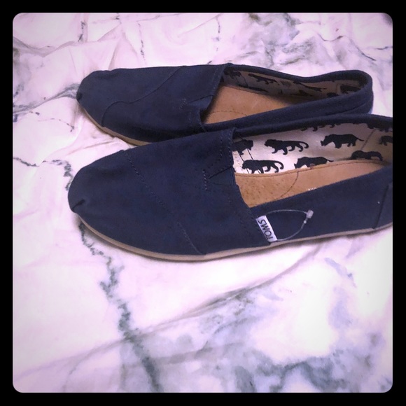 Tons shoes - Picture 1 of 1